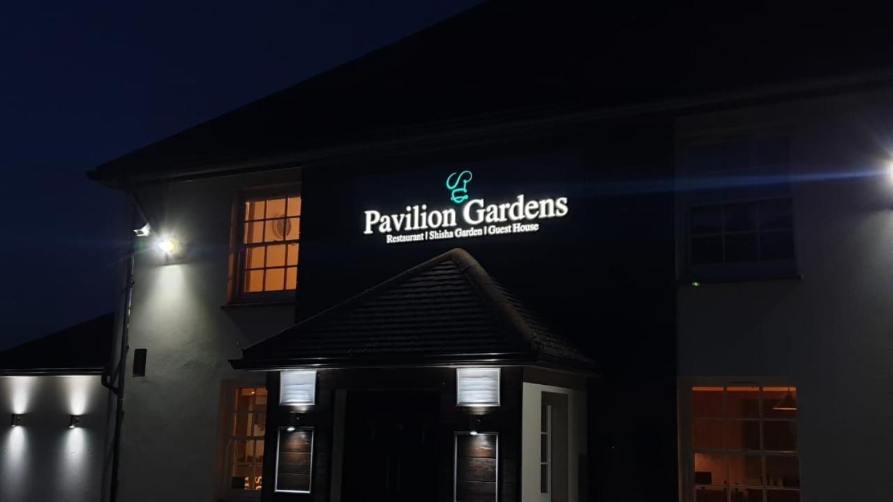 Pavillion Gardens Hotel Taplow Kültér fotó
